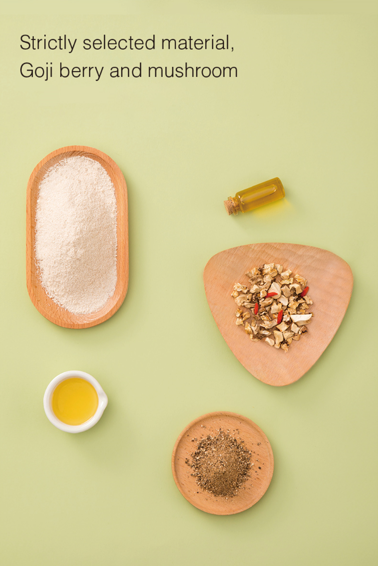 Strictly selected ingredients for HAIDILAO Mushroom Hot Pot Soup Base: goji berry, dried mushroom, vegetable oil, and seasoning powder